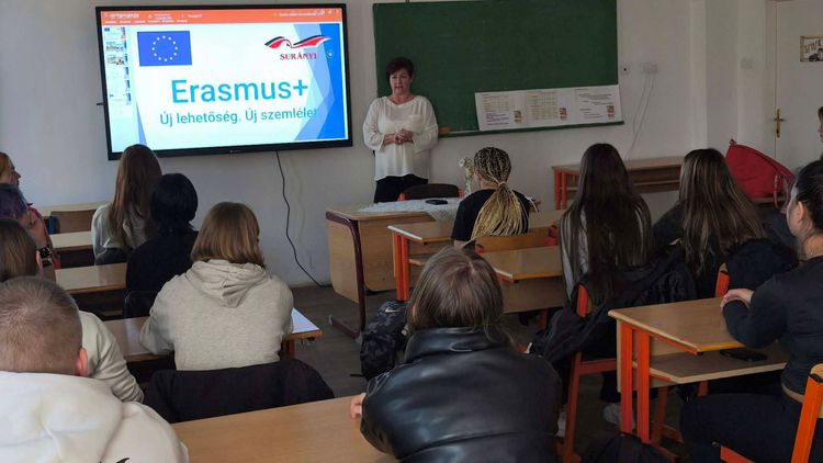 Újabb sikeres Erasmus+ pályázat a Surányiban
